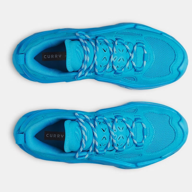 Man's Basketball Shoes